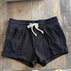 Reflex Black Shorts Size Large